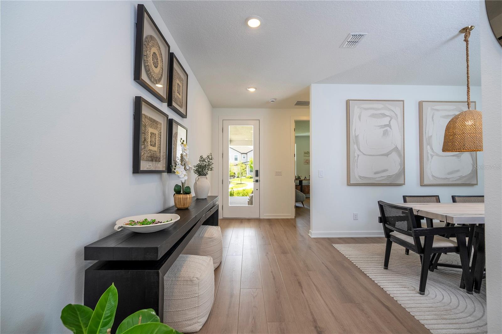 ELLINGTON PLACE - Residential Lease