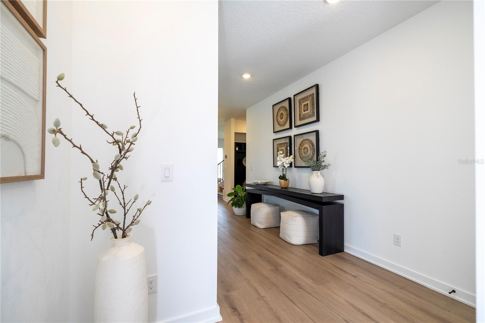 ELLINGTON PLACE - Residential Lease