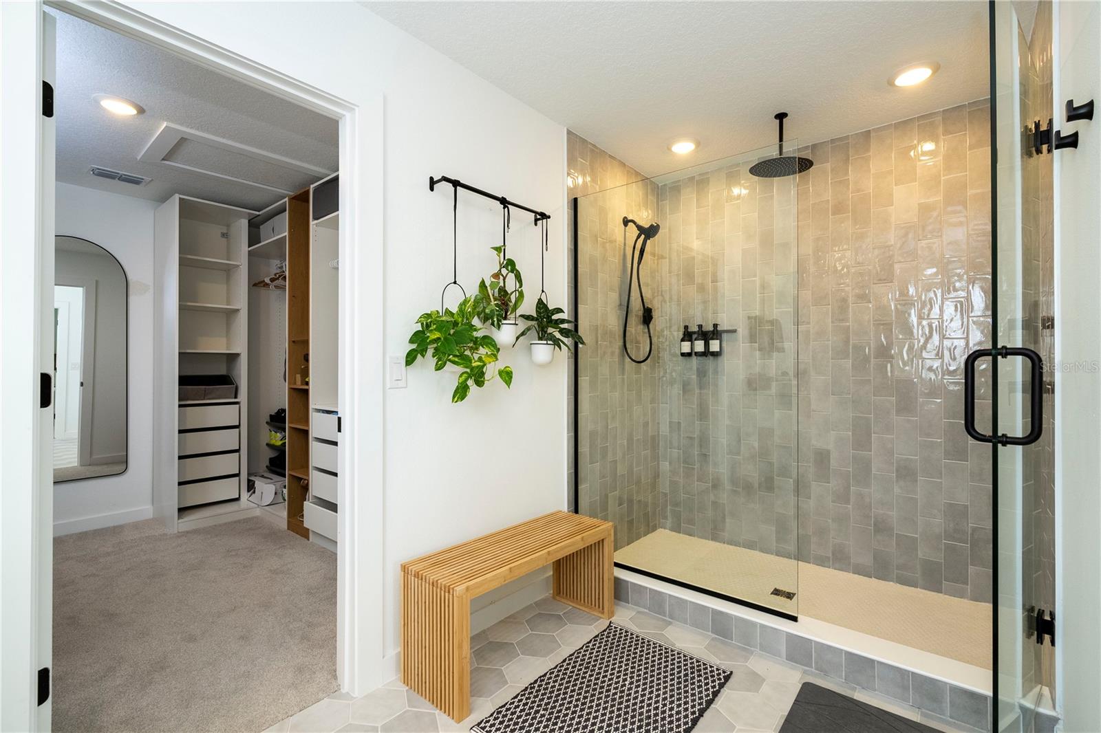 ELLINGTON PLACE - Residential Lease