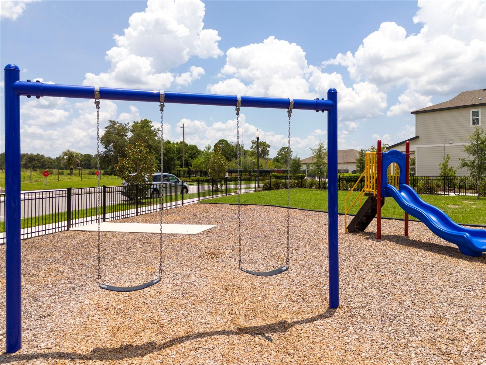 ELLINGTON PLACE - Residential Lease