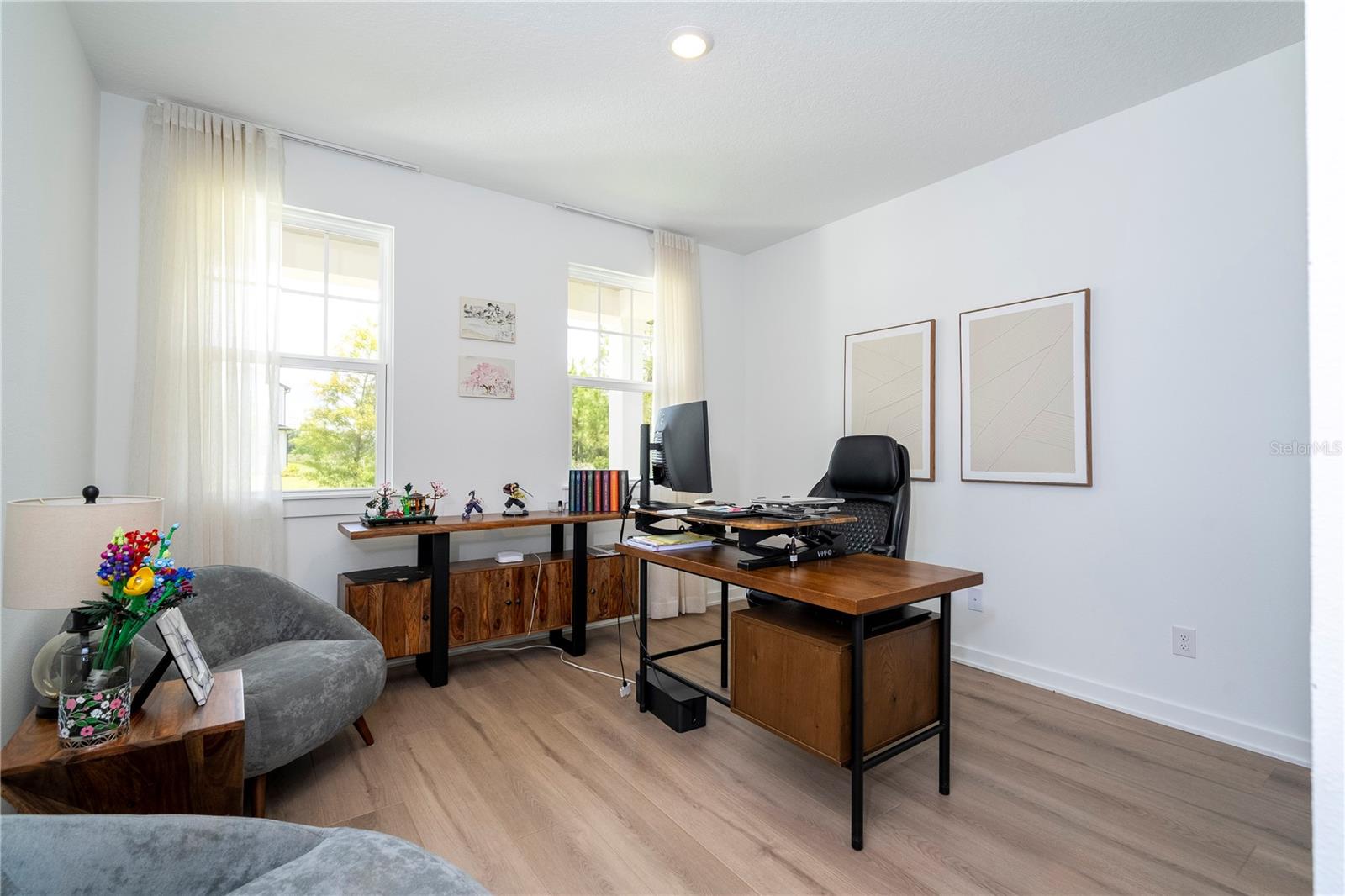 ELLINGTON PLACE - Residential Lease