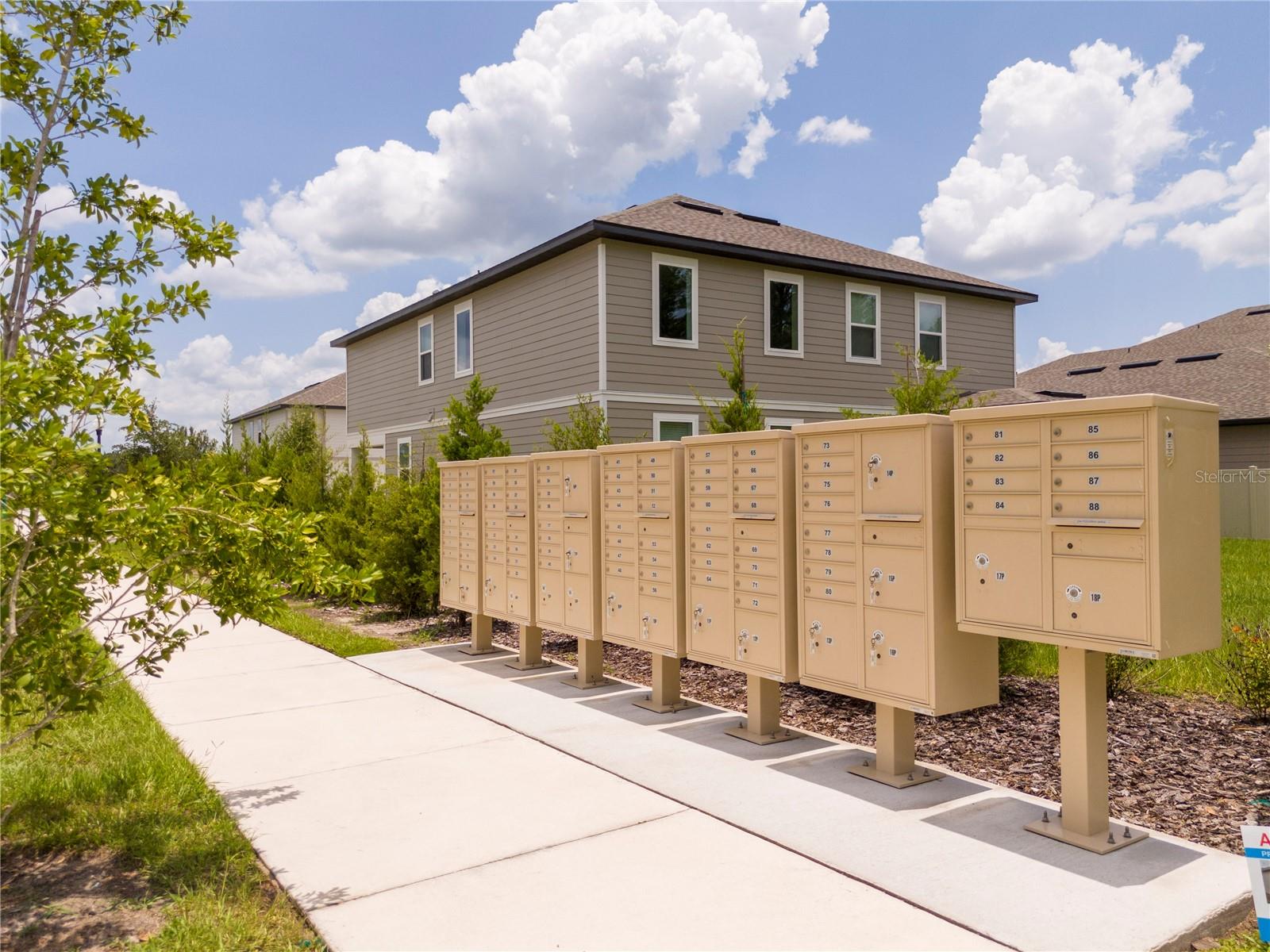 ELLINGTON PLACE - Residential Lease