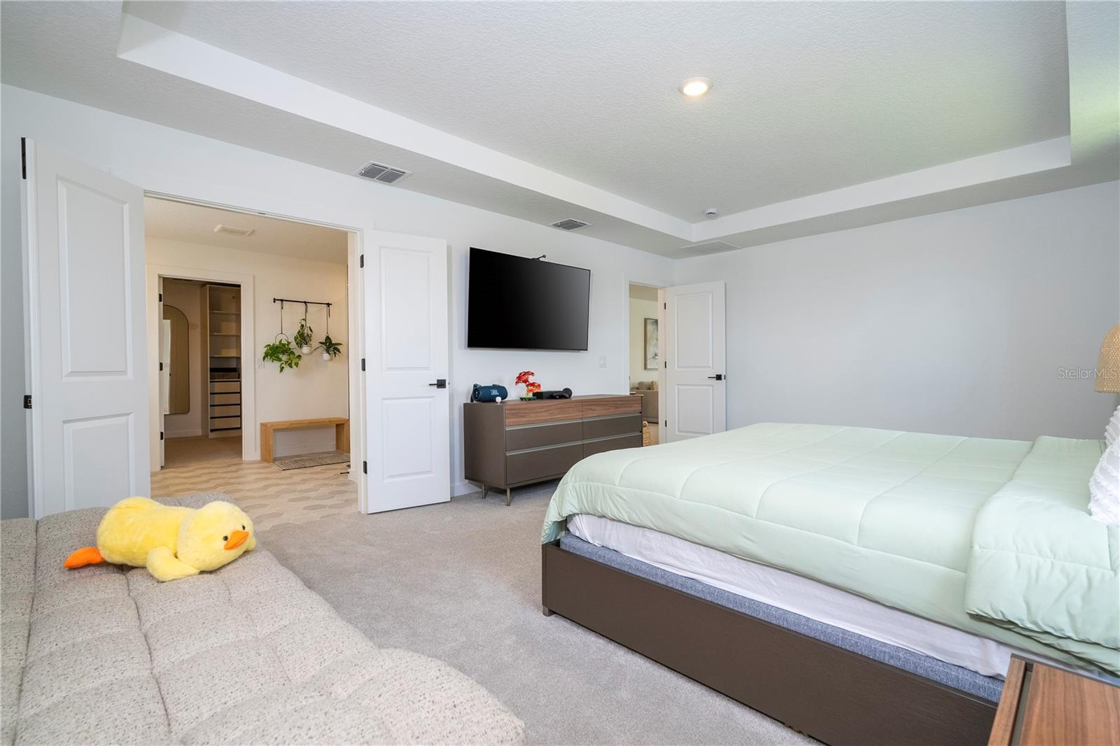 ELLINGTON PLACE - Residential Lease