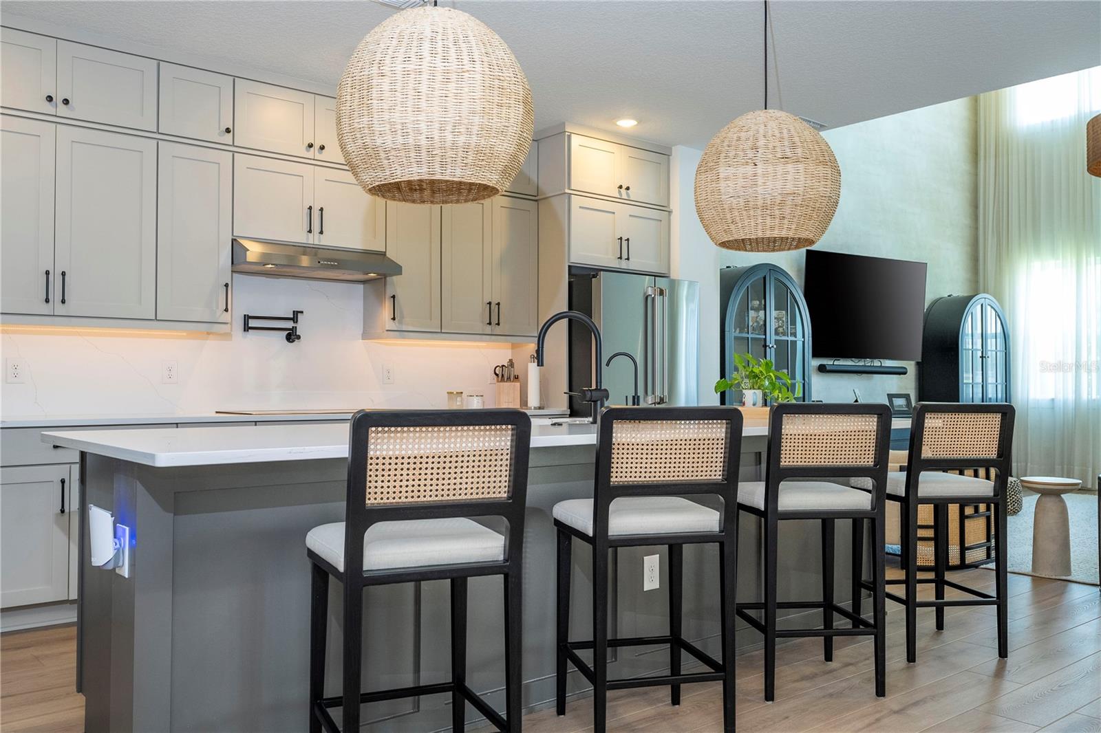 ELLINGTON PLACE - Residential Lease