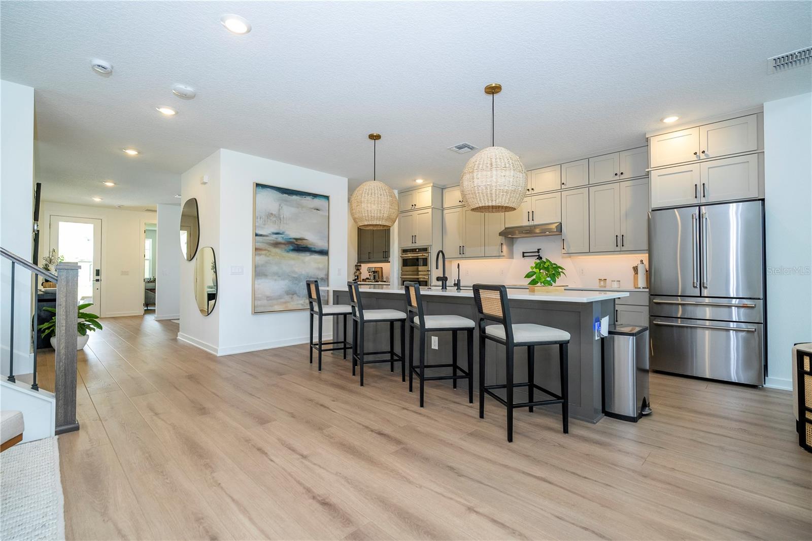 ELLINGTON PLACE - Residential Lease