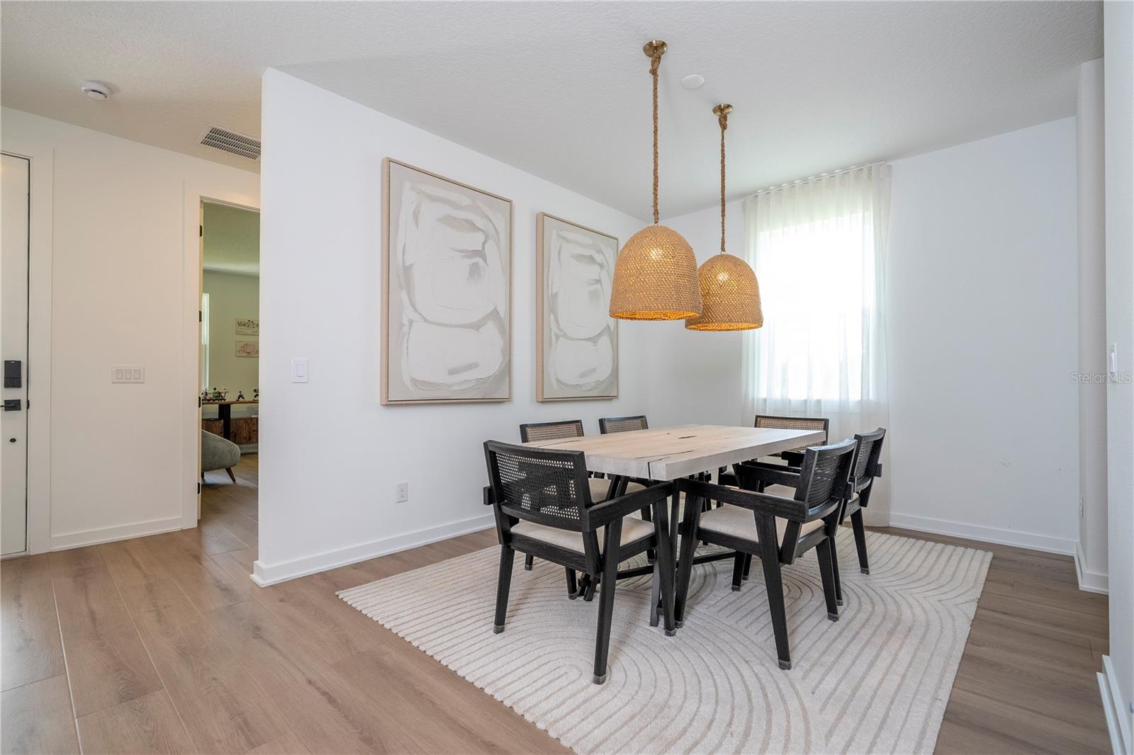ELLINGTON PLACE - Residential Lease