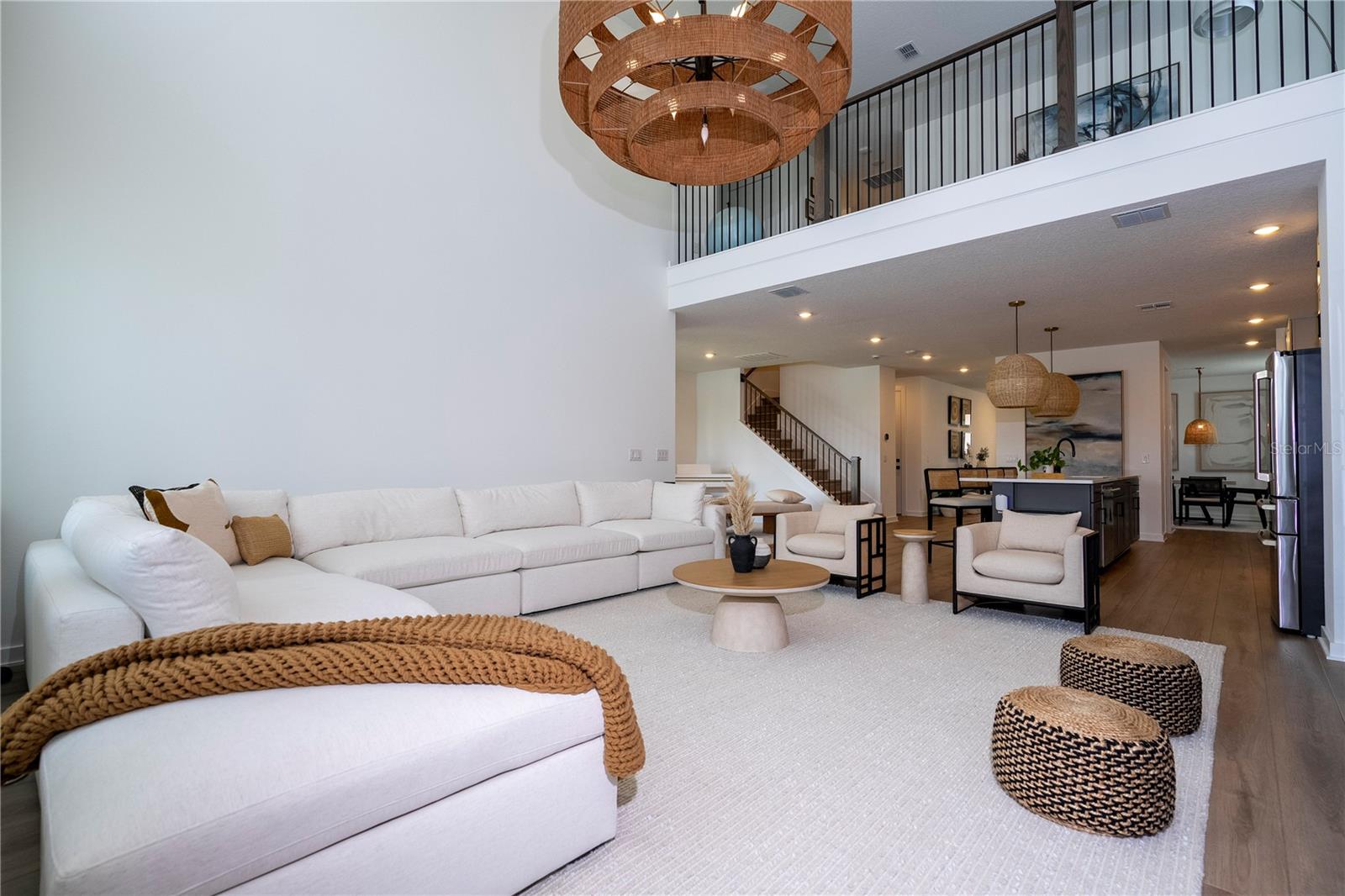 ELLINGTON PLACE - Residential Lease