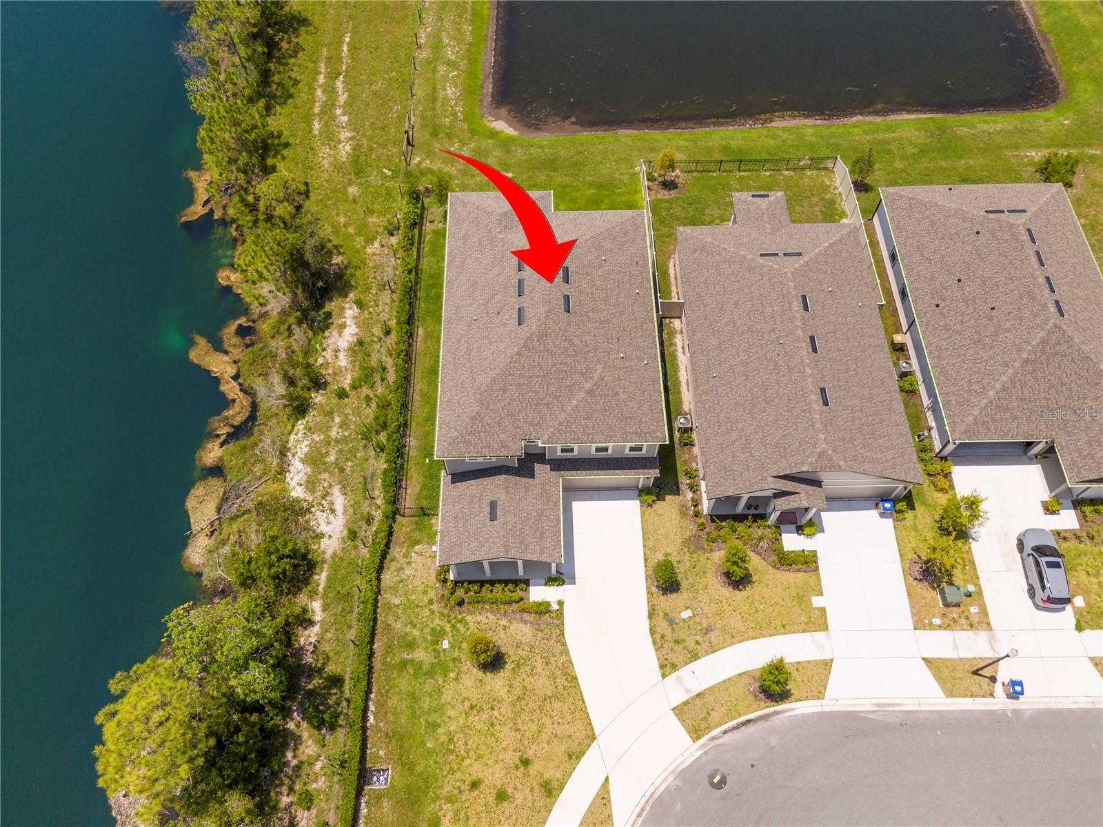 ELLINGTON PLACE - Residential Lease