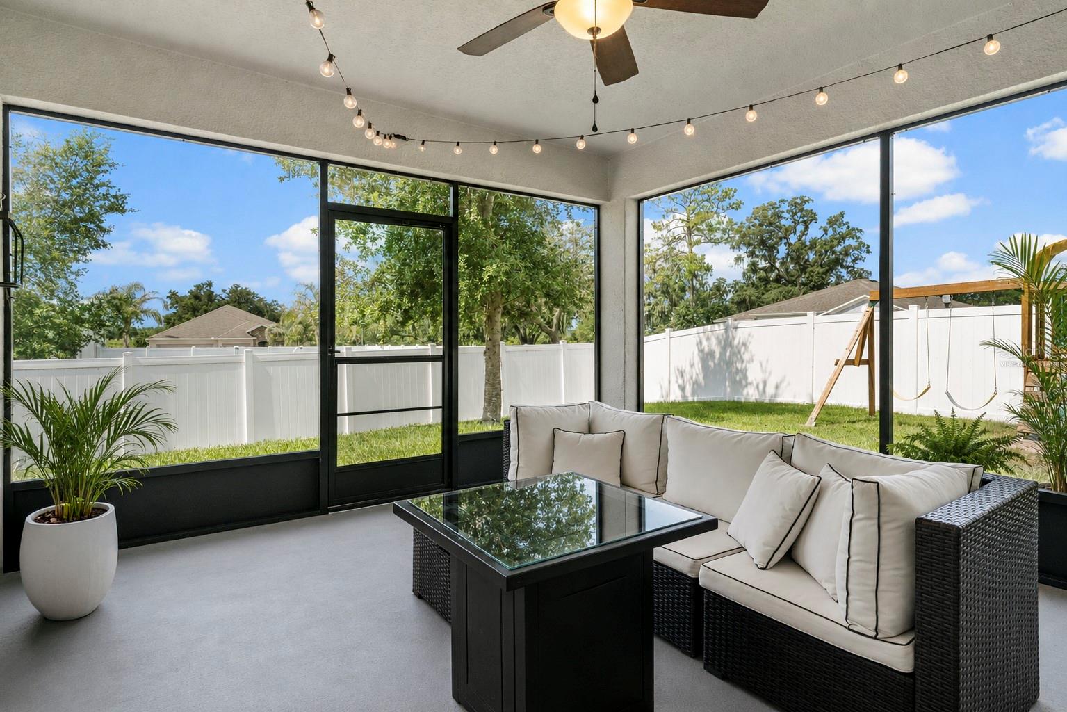 KNIGHT LAKE ESTATES - Residential