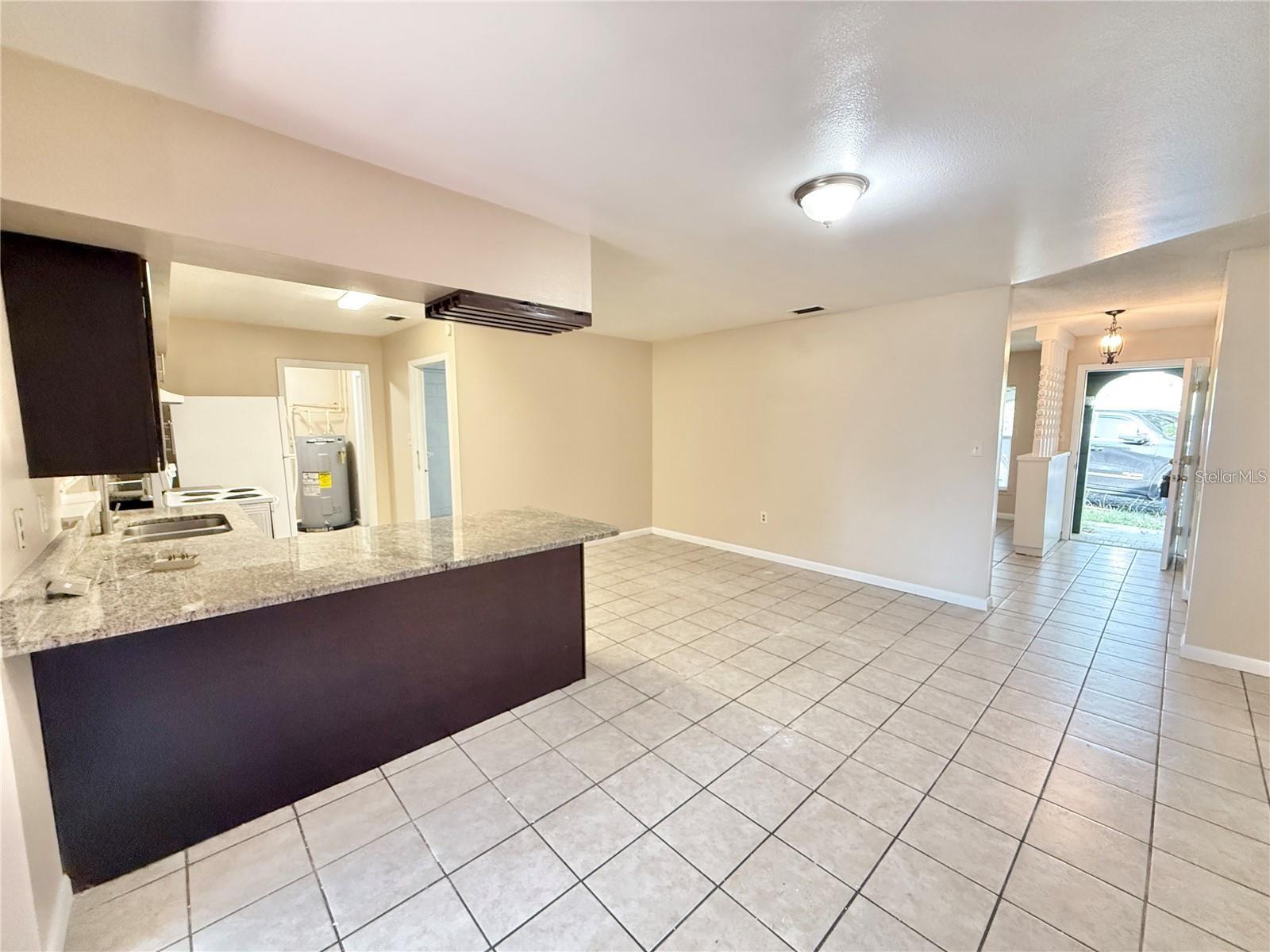 GREEN ACRES - Residential Lease