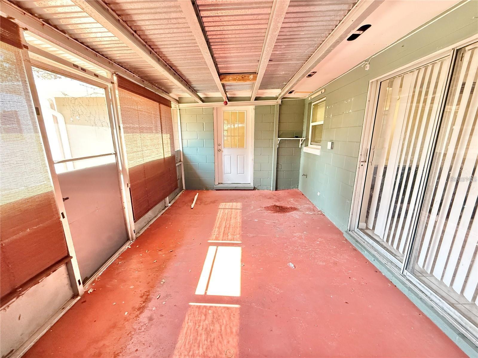 GREEN ACRES - Residential Lease