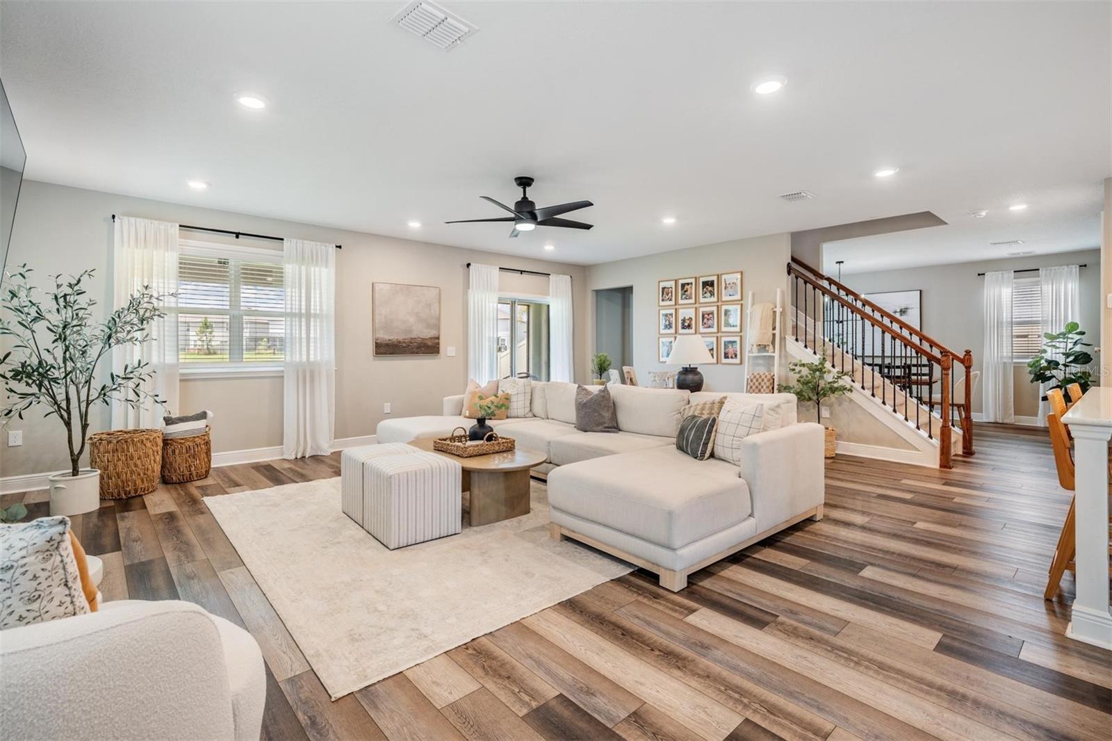 EPPERSON RANCH PH 5-2 - Residential