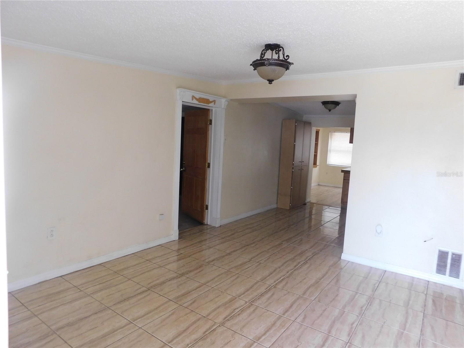 SHAMROCK HEIGHTS - Residential
