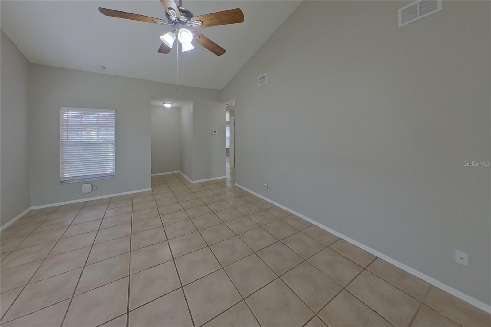 SUMMERFIELD VILLAGE II TR 5 - Residential Lease