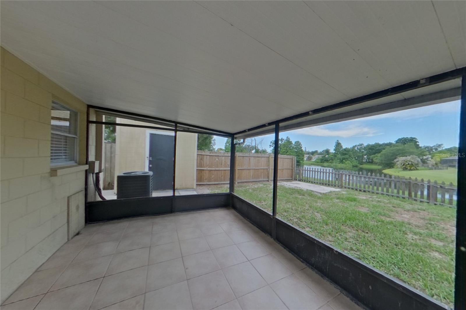 SUMMERFIELD VILLAGE II TR 5 - Residential Lease