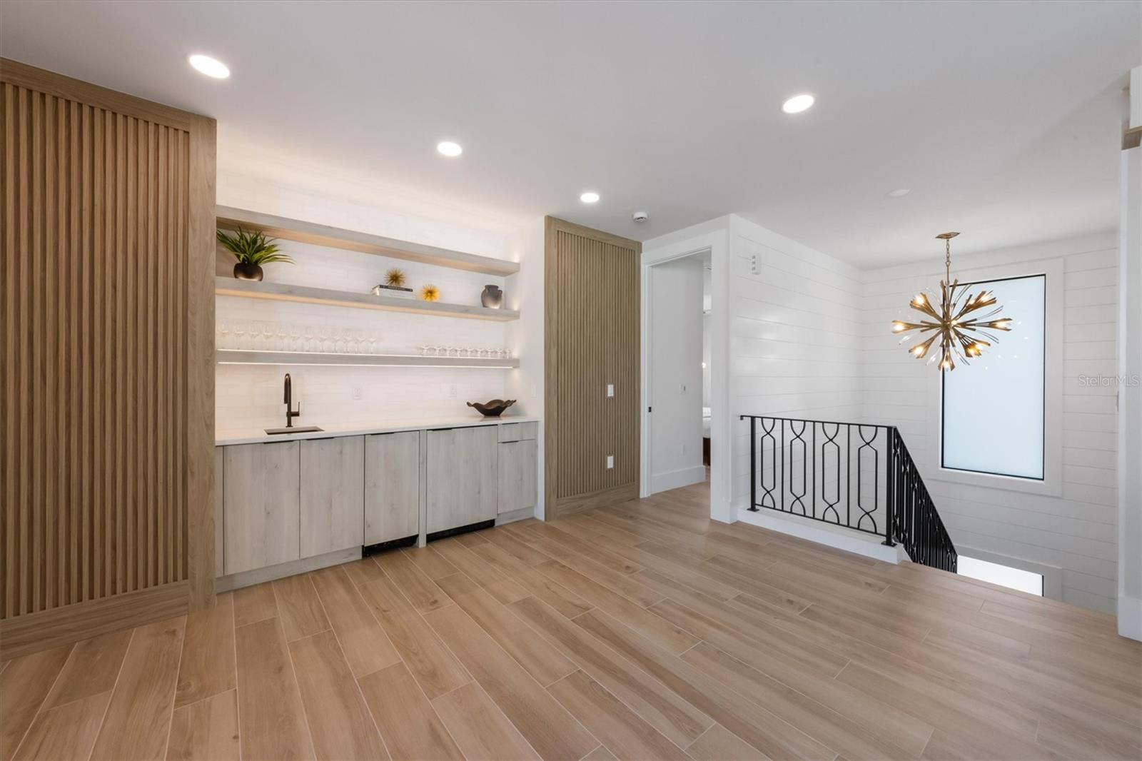 LIDO BEACH DIV B - Residential