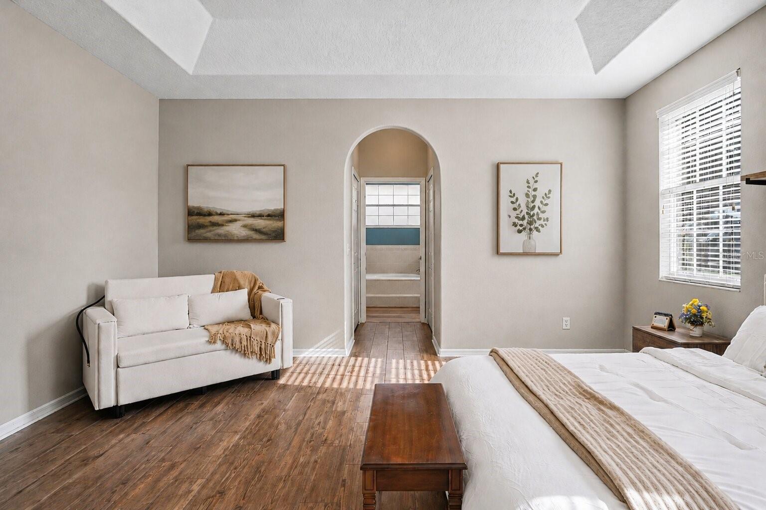 SANDY POINTE - Residential