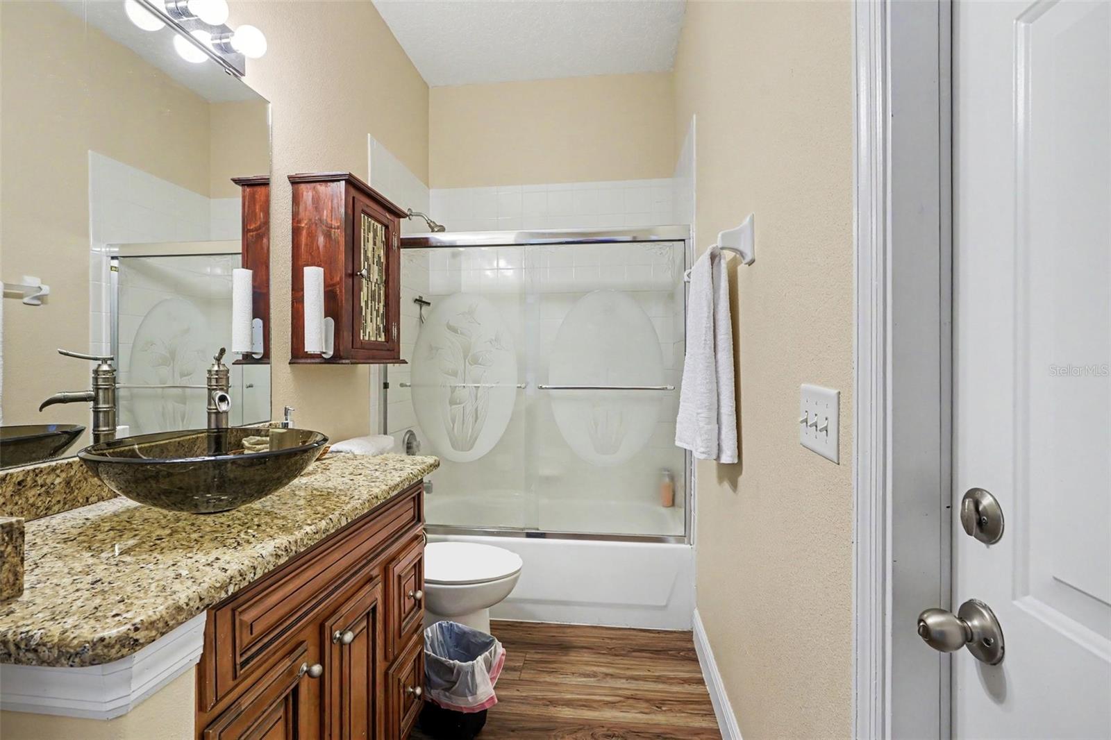 SANDY POINTE - Residential