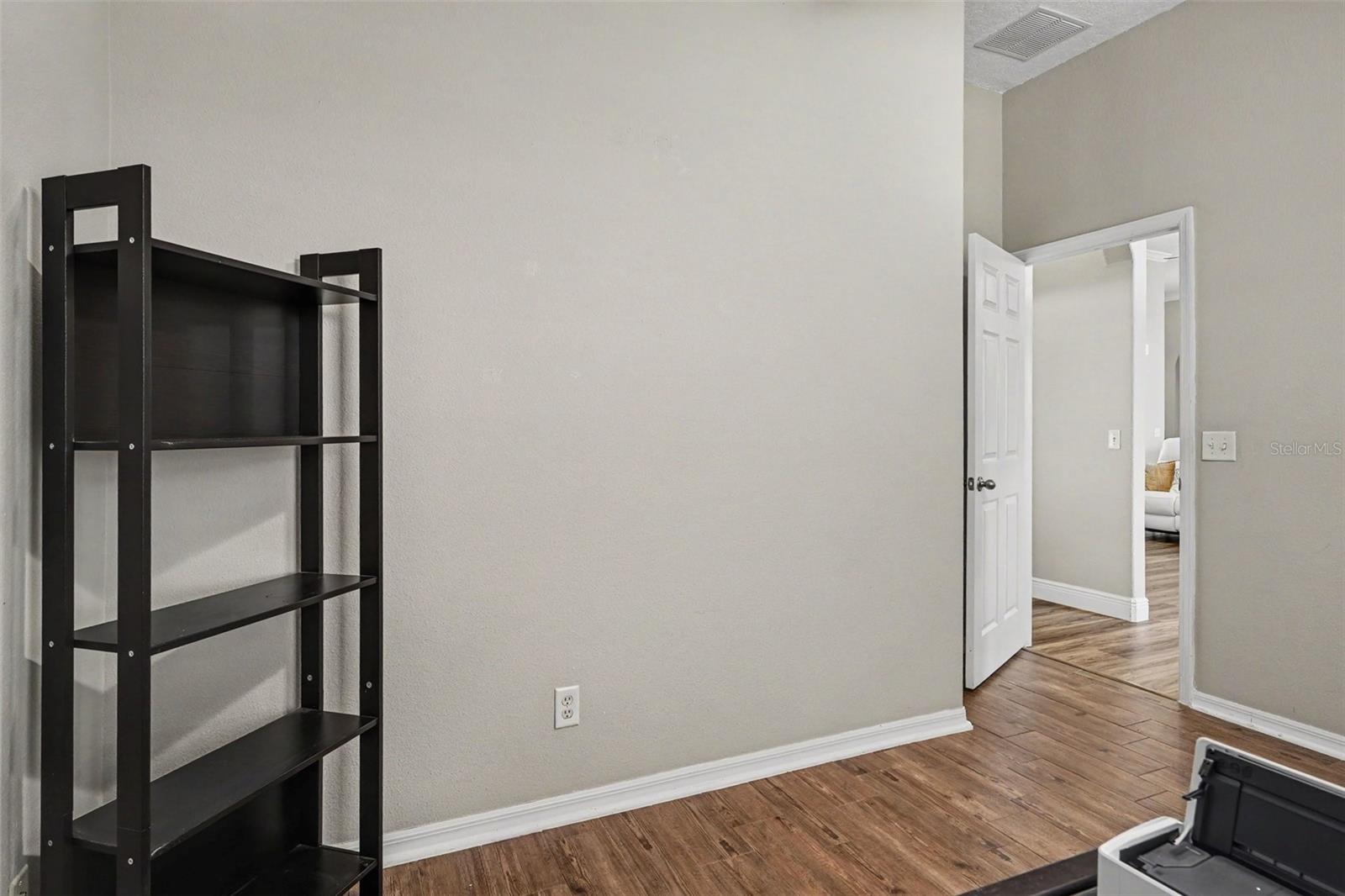 SANDY POINTE - Residential