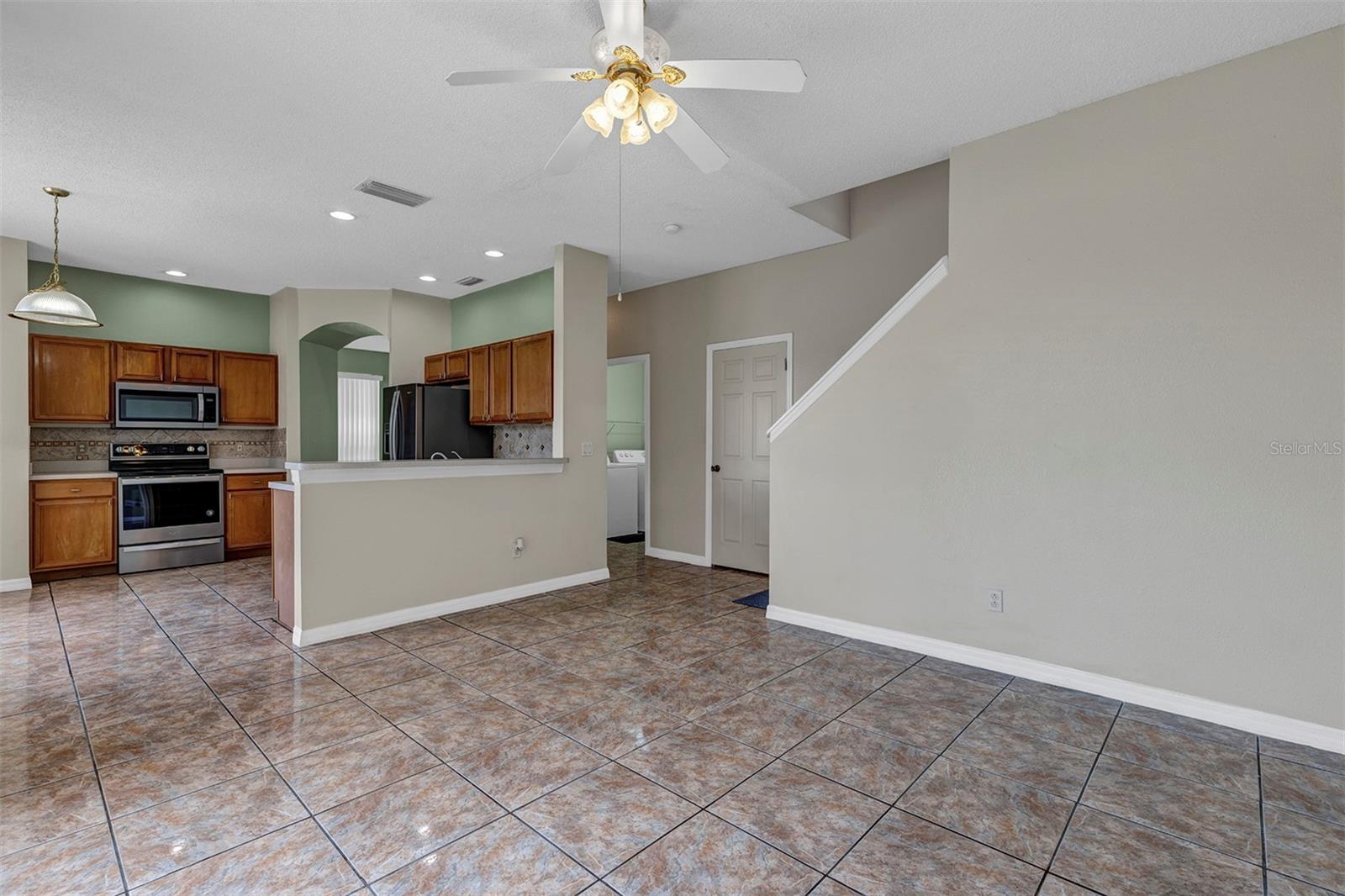 HUNTERS CREEK TR 526 PH 01 - Residential