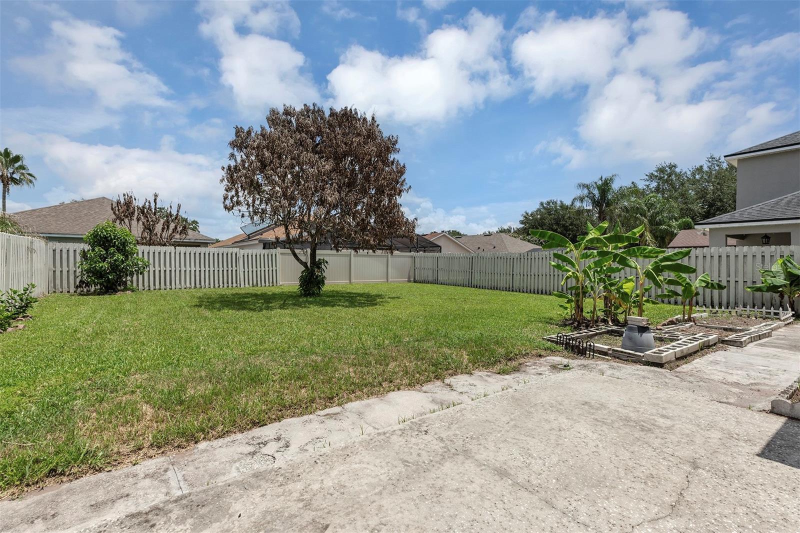 HUNTERS CREEK TR 526 PH 01 - Residential