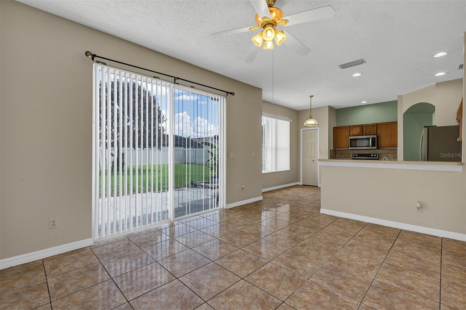 HUNTERS CREEK TR 526 PH 01 - Residential
