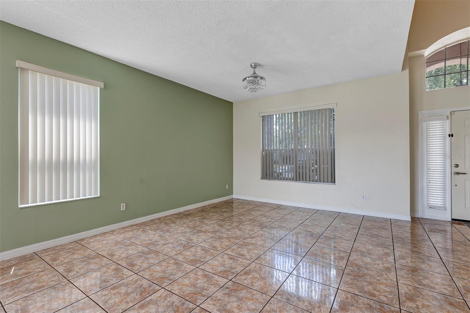 HUNTERS CREEK TR 526 PH 01 - Residential