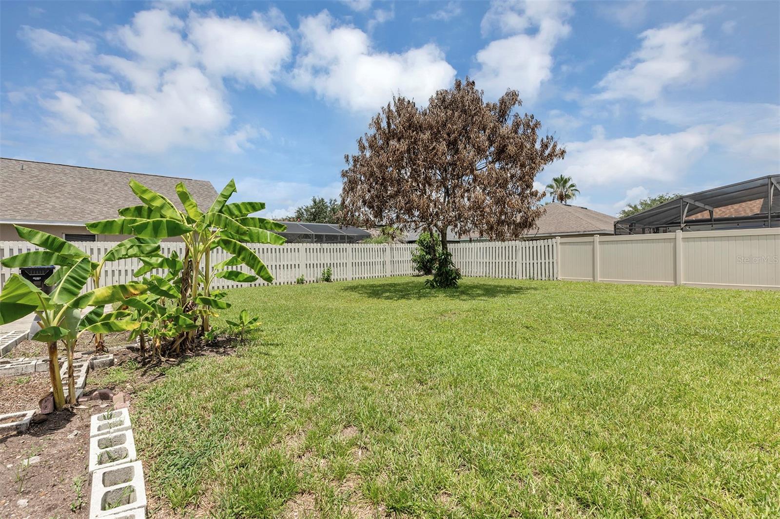 HUNTERS CREEK TR 526 PH 01 - Residential