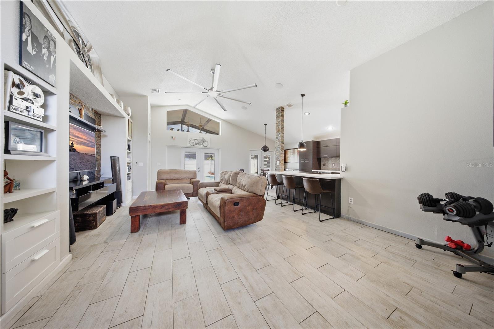 CREEKSIDE PH 3 - Residential