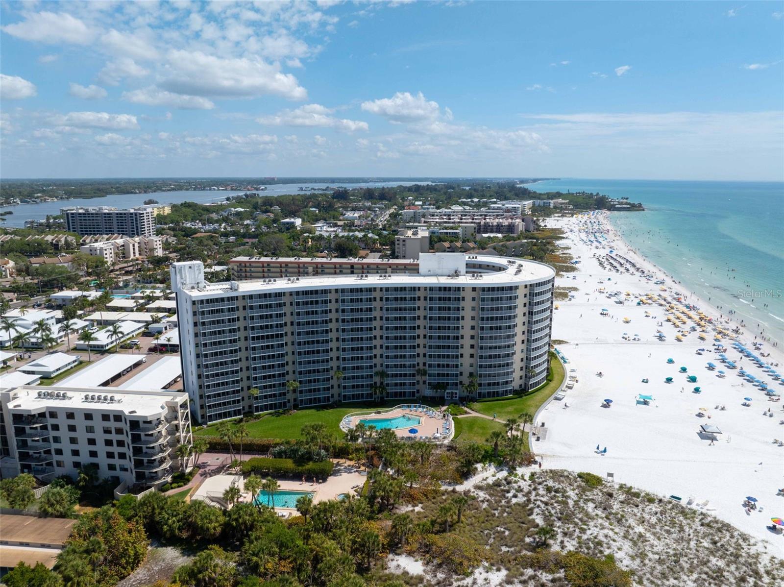 CRYSTAL SANDS 2 - Residential