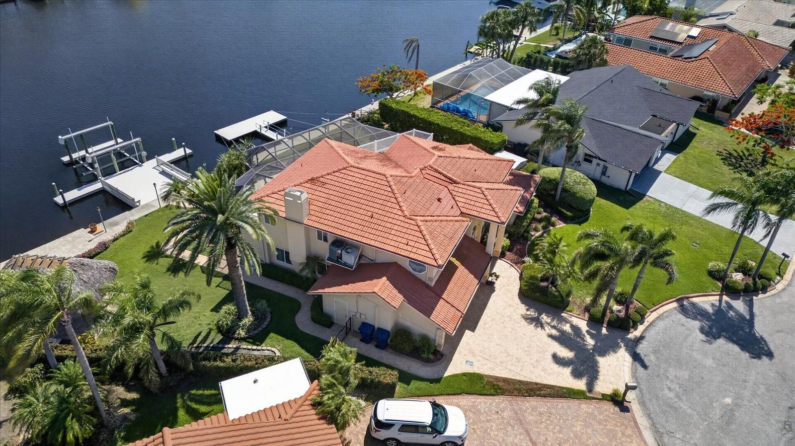 FLOR A MAR - Residential