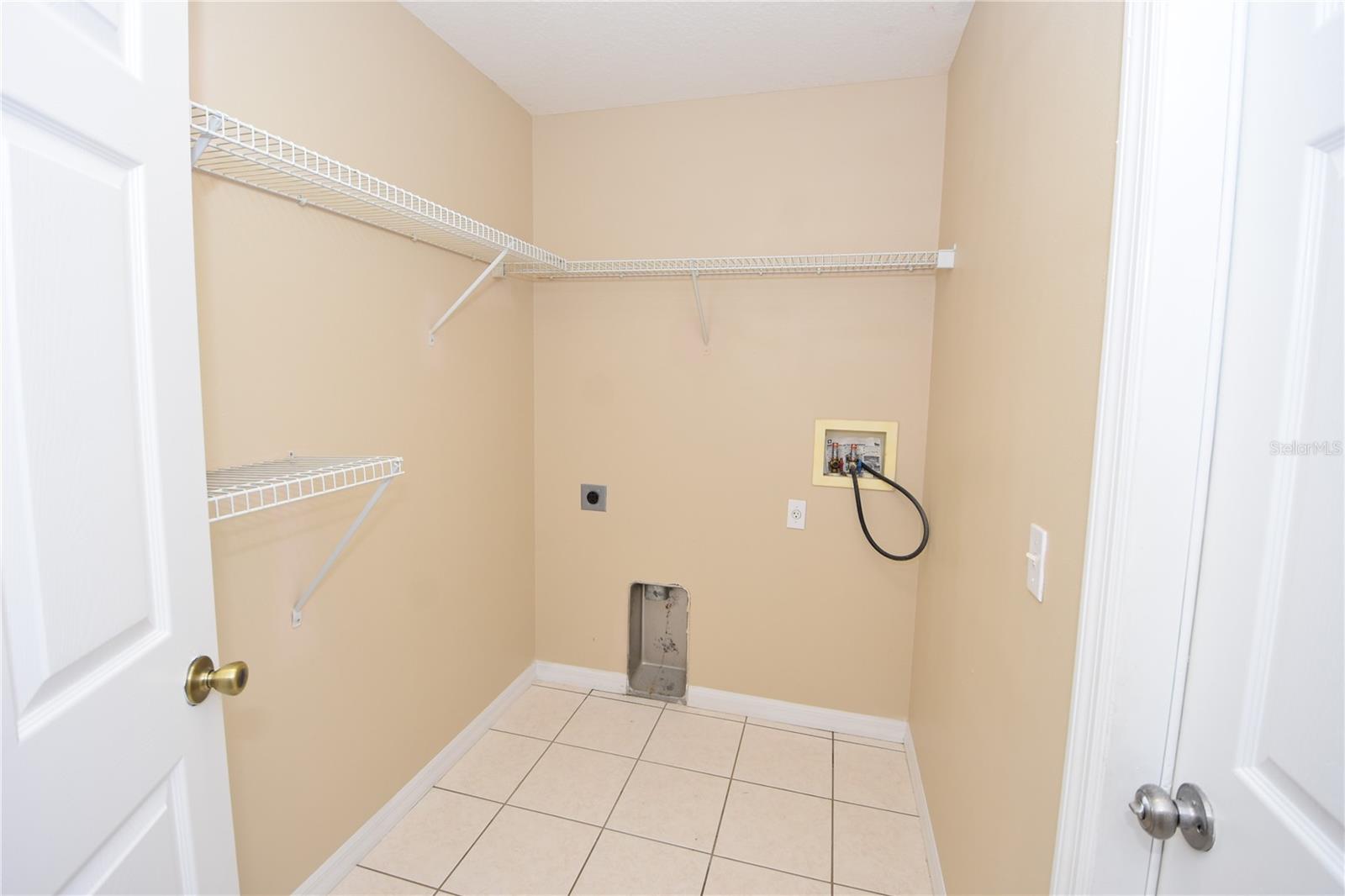 SEMINOLE WOODS - Residential