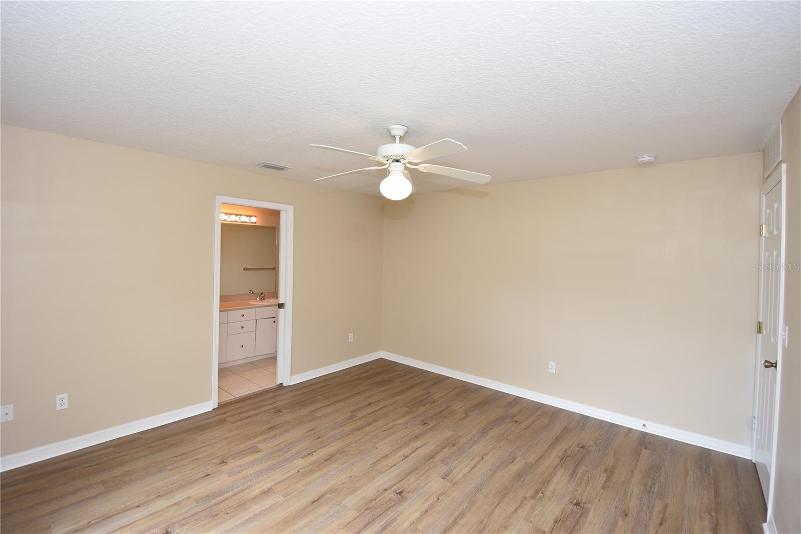 SEMINOLE WOODS - Residential