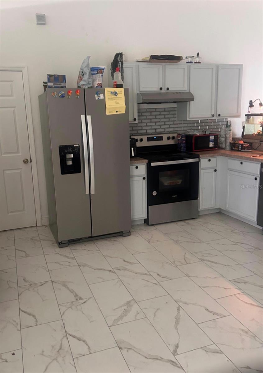 POINCIANA VILLAGE 2 NBHD 1 - Residential Lease