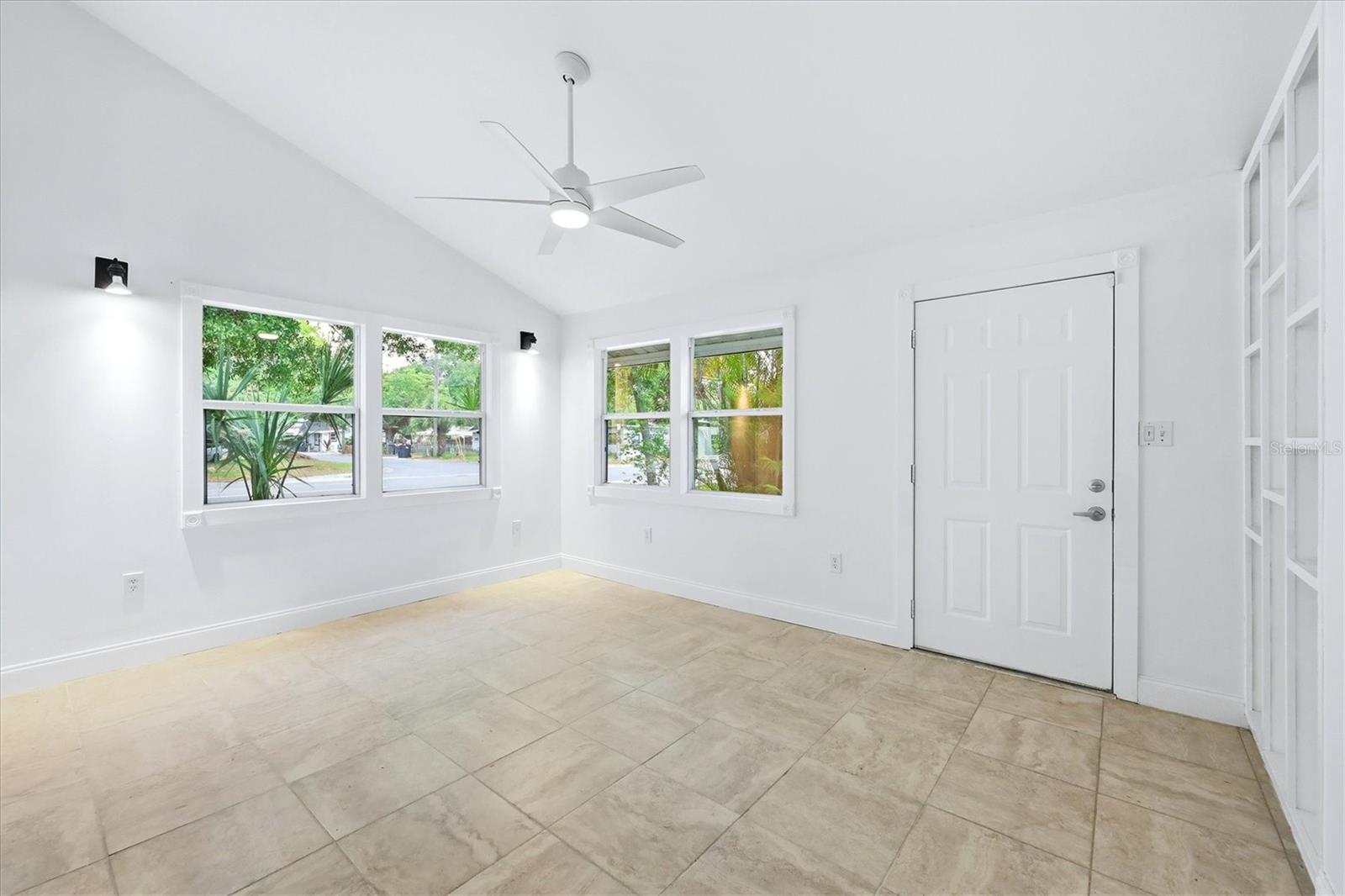 ROSEDALE MANOR - Residential