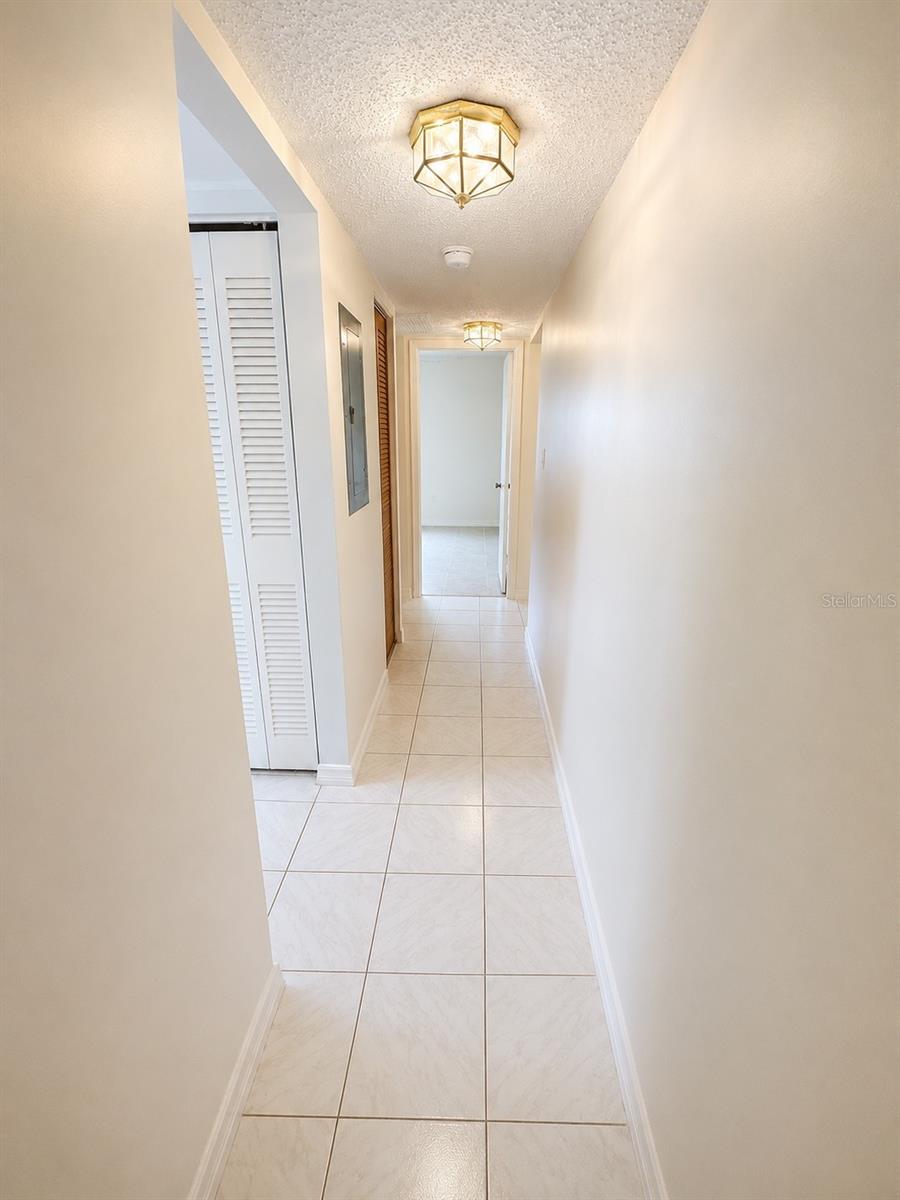 BOULEVARD CLUB THE CONDO - Residential