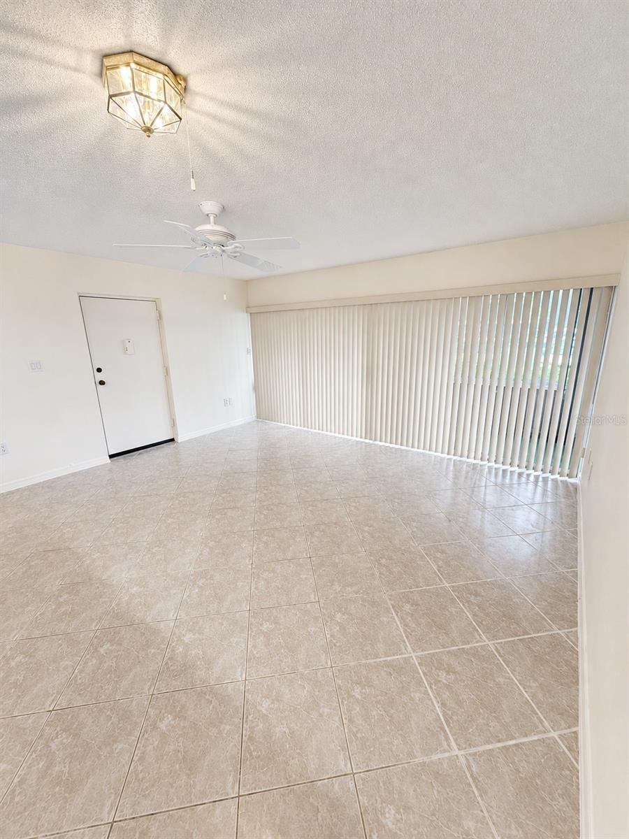 BOULEVARD CLUB THE CONDO - Residential