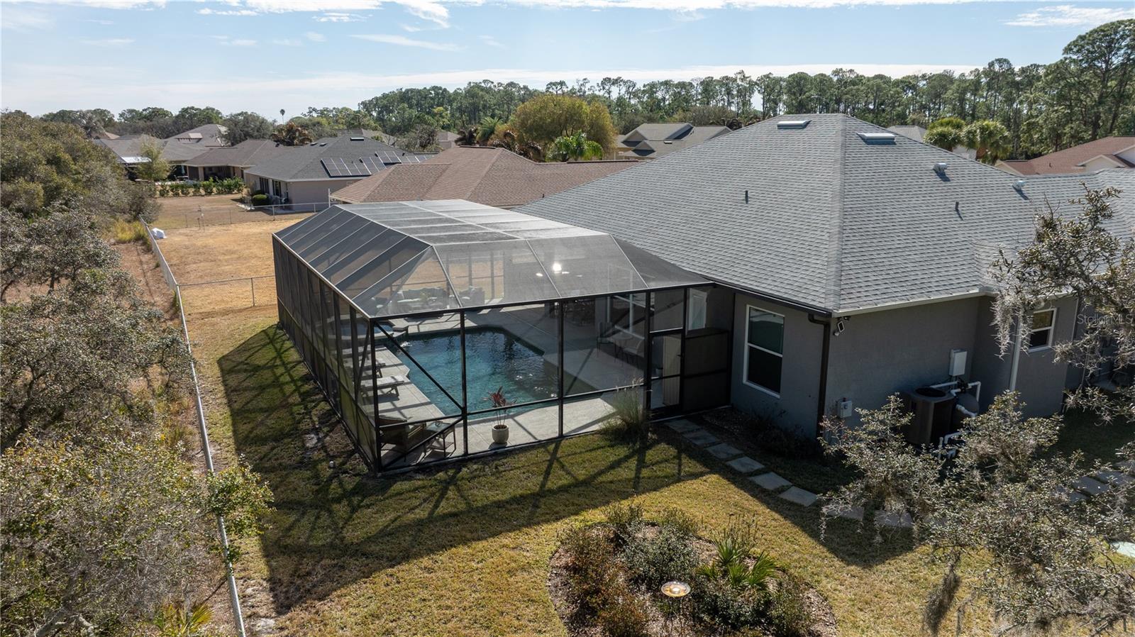 SUN N LAKE - Residential