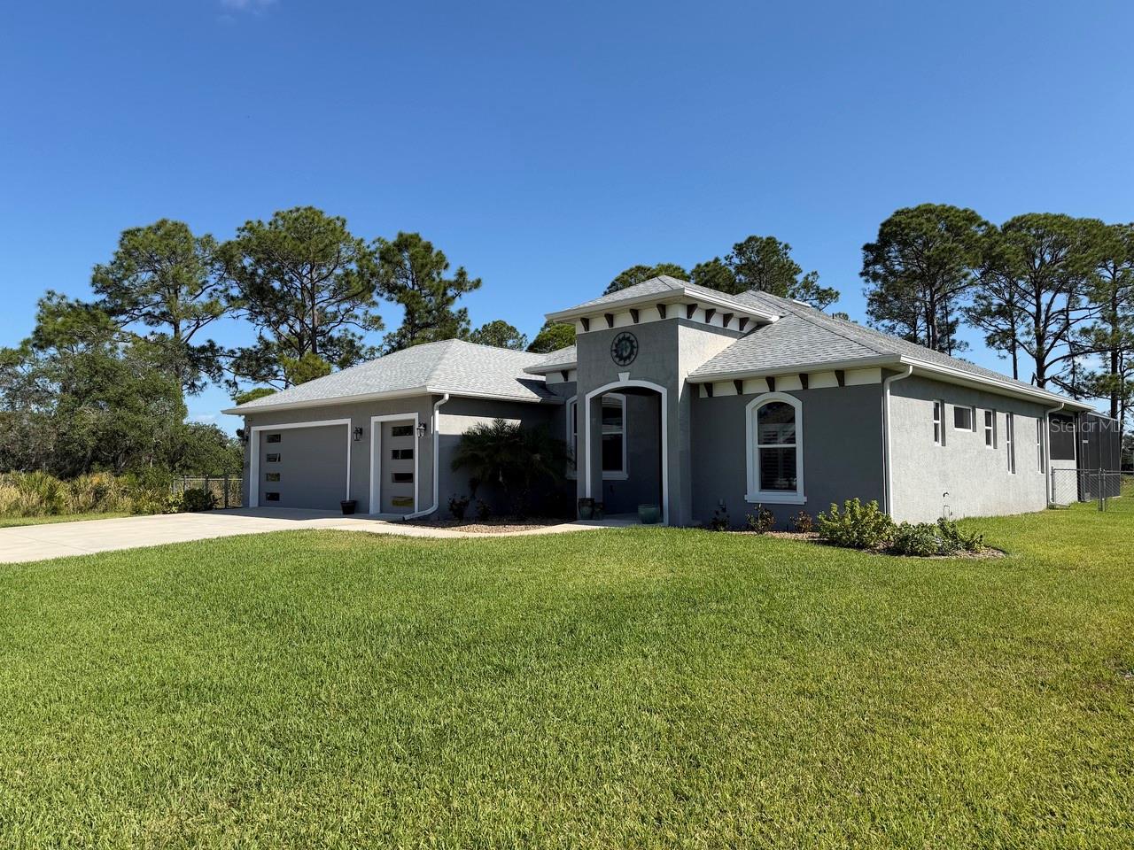 SUN N LAKE - Residential