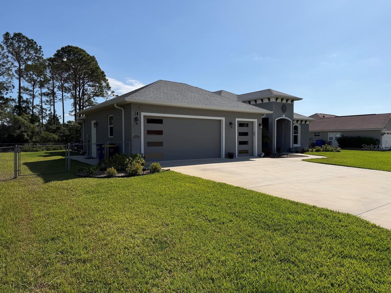 SUN N LAKE - Residential