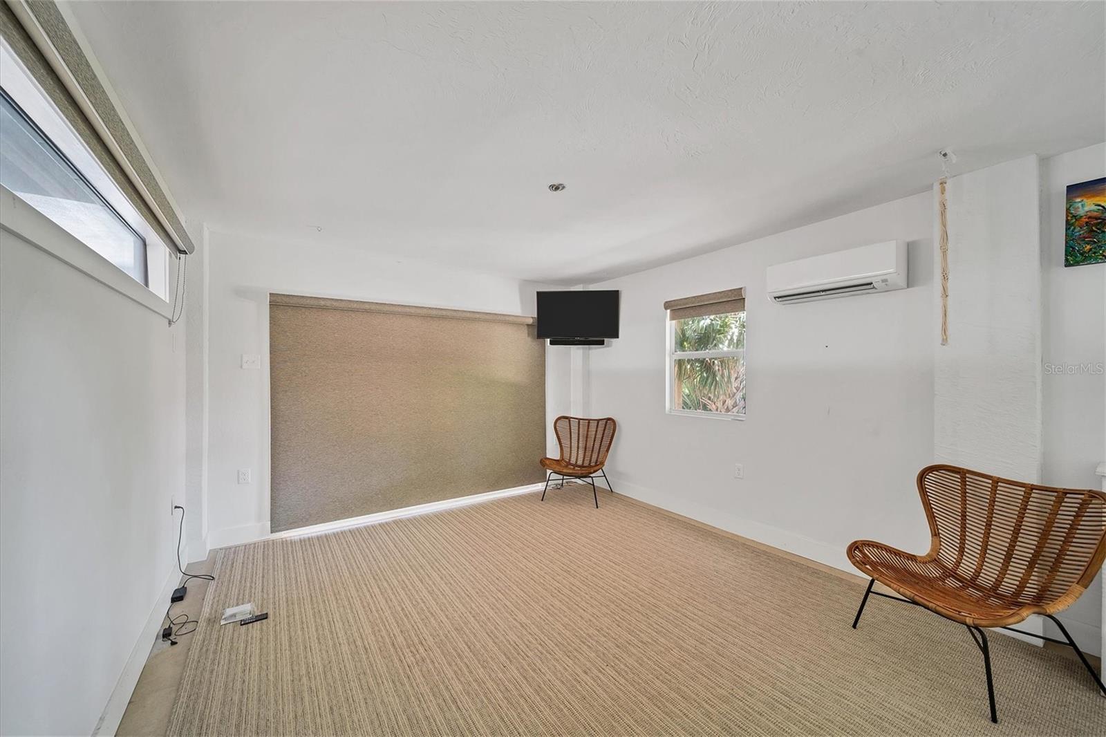 CORTEZ BEACH - Residential