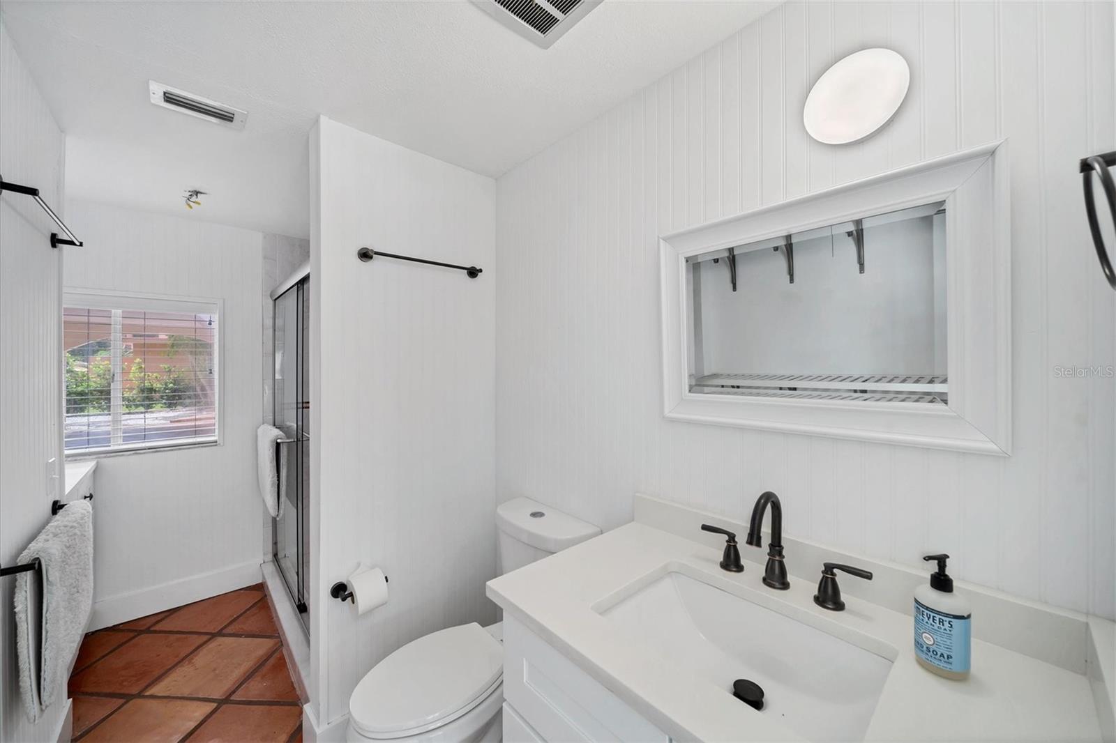 CORTEZ BEACH - Residential
