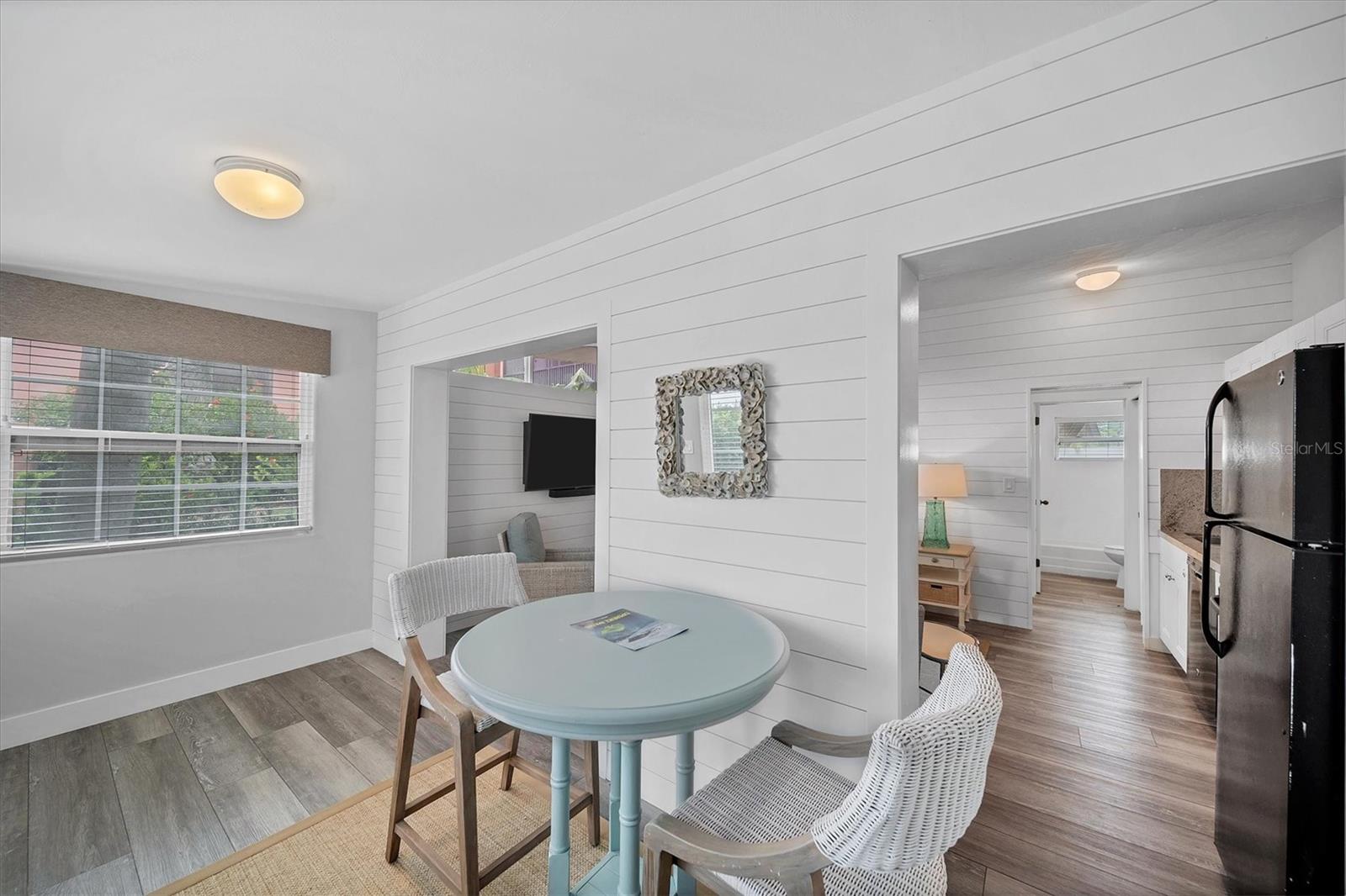 CORTEZ BEACH - Residential