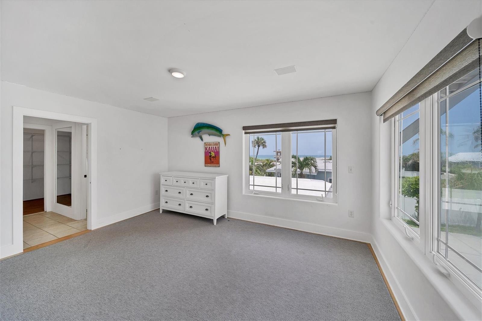 CORTEZ BEACH - Residential