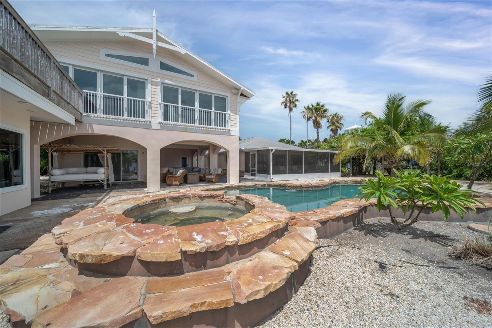 CORTEZ BEACH - Residential