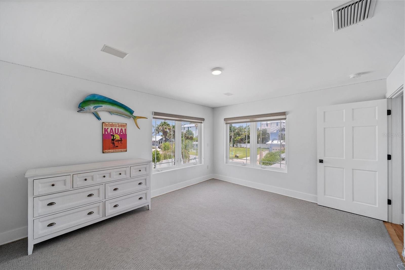 CORTEZ BEACH - Residential