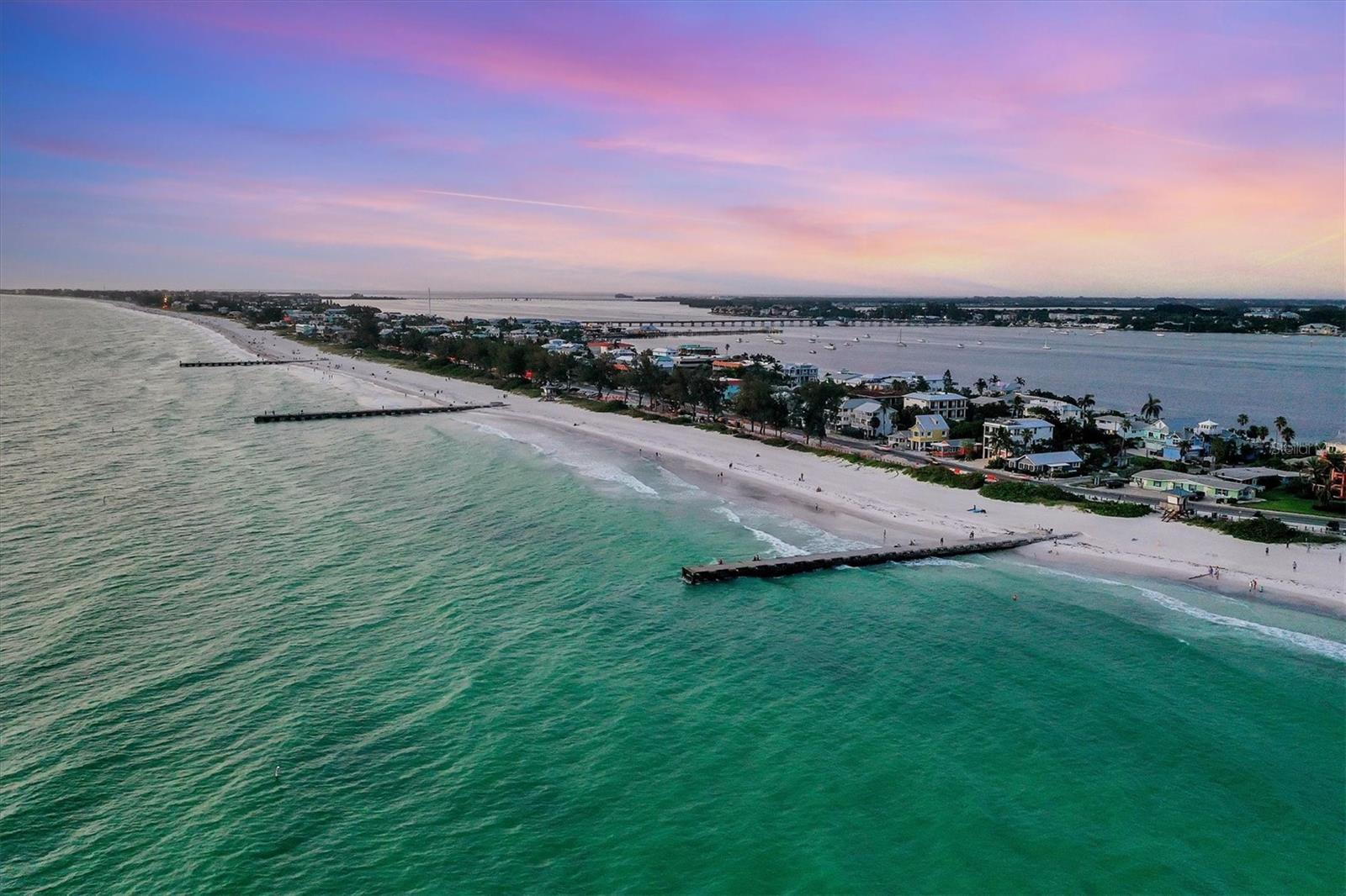 CORTEZ BEACH - Residential