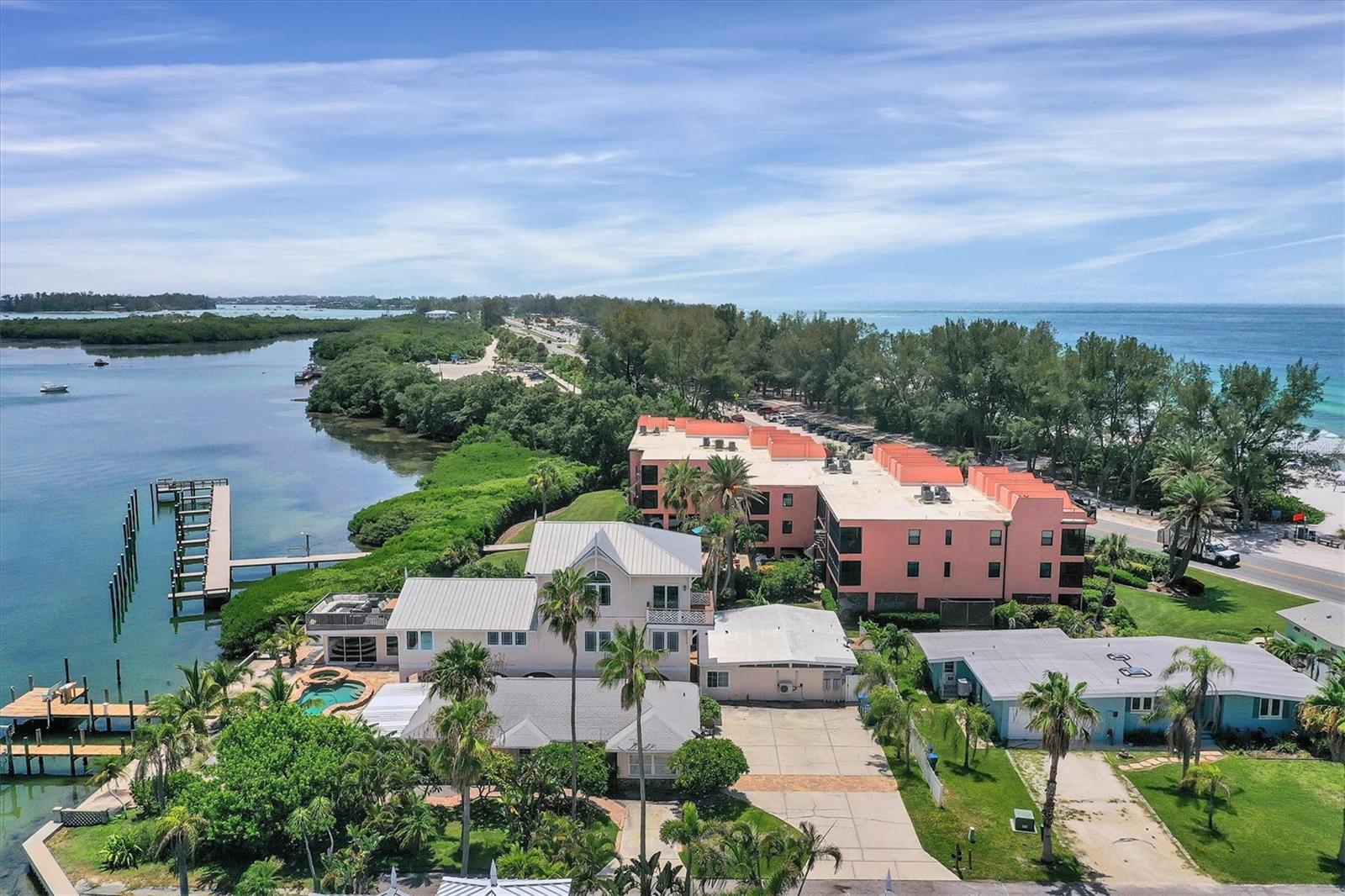 CORTEZ BEACH - Residential
