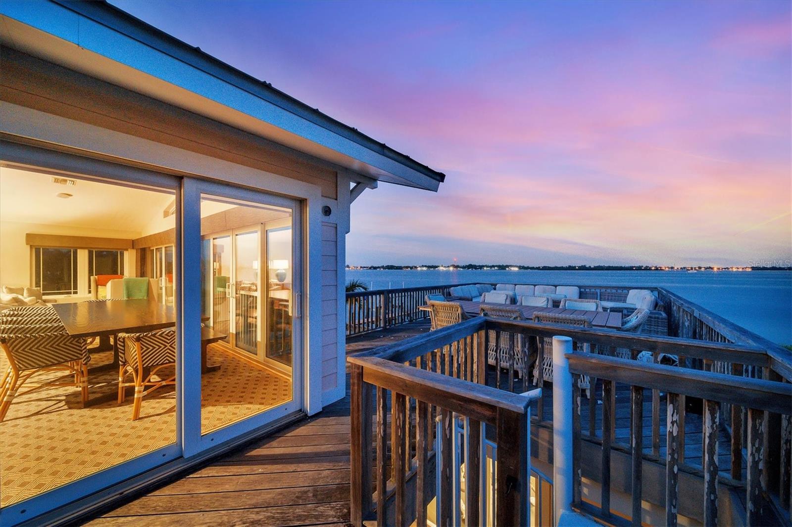 CORTEZ BEACH - Residential