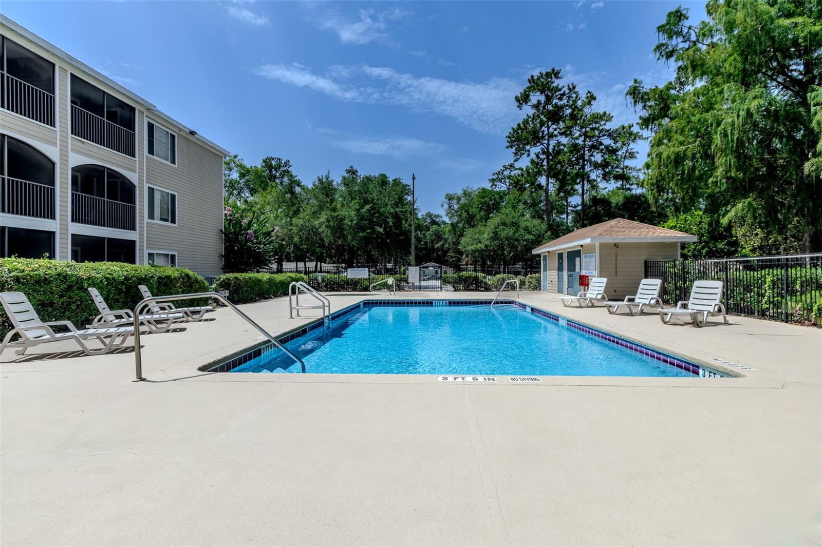 UNIV TERRACE W - Residential